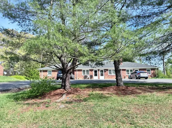 157 Oak Hill Dr, Lynchburg, VA 24502