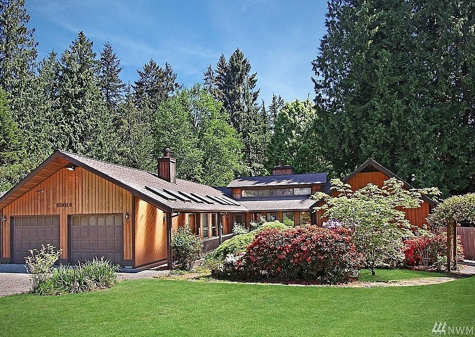 1st image of 20018 12th Ave NE
