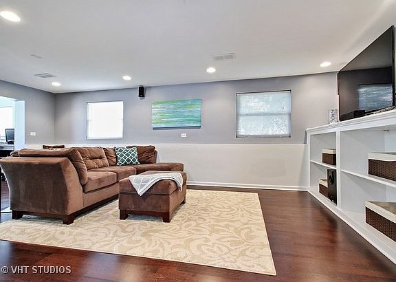 5th image of 8810 N Ozanam Ave