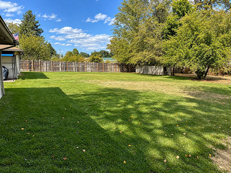 Altamont Apartments