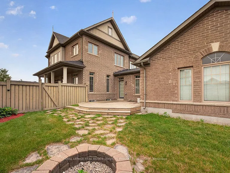 222 Moody Dr — Photo 41