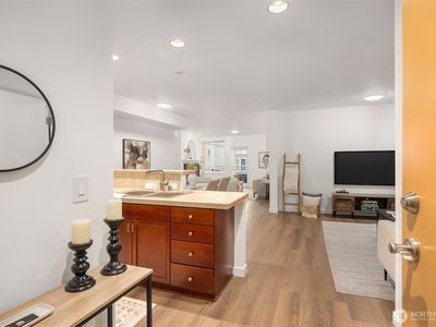 11004 NE 11th Street #407, Bellevue, WA, 98004