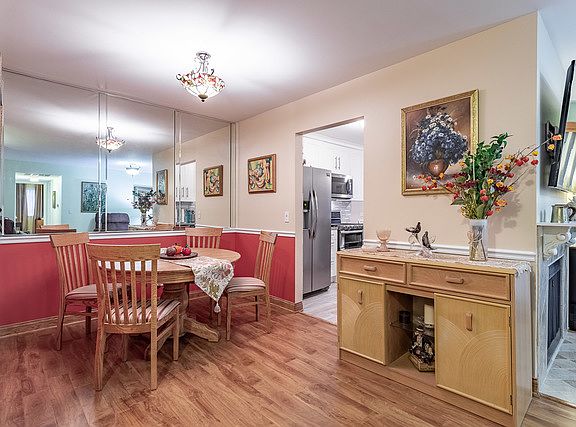 5th image of 369 Ferndale Ct APT D1