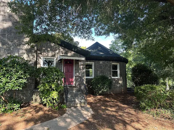 1001 Laurel St NE, Valdese, NC 28690