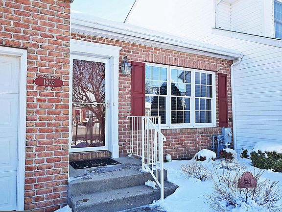 2nd image of 1803 Barrington Village Ct