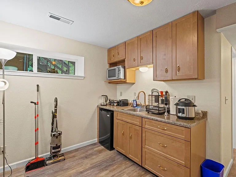 7327 Dumar Way SW #D — Photo 5