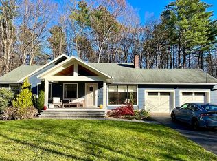 9 Loughberry Rd, Saratoga Springs, NY 12866