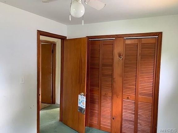 3rd image of 6467 Putnam Dr