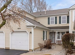 1859 Pebble Beach Cir #6, Elk Grove Village, IL 60007