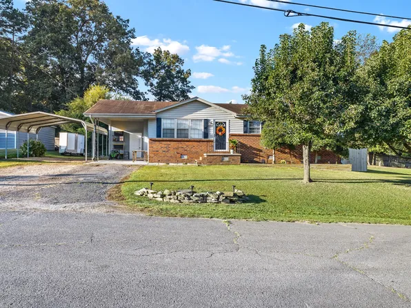 5055 Lake Circle Dr NE, Cleveland, TN 37312