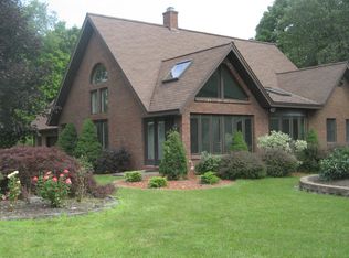 981 Van Hoesen Rd, Castleton On Hudson, NY 12033