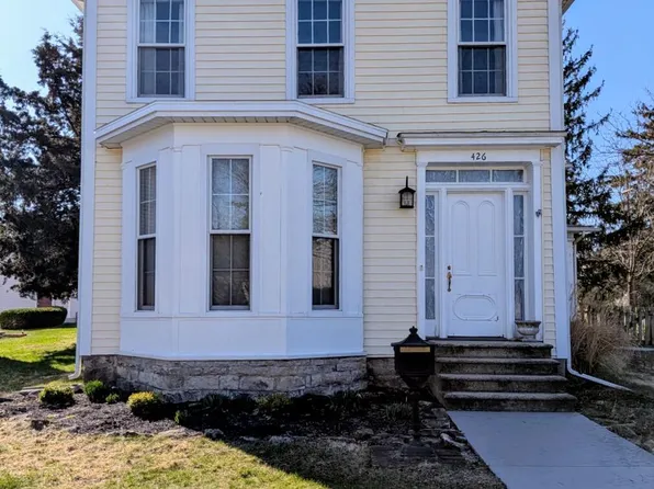 426 W Wayne St, Maumee, OH 43537