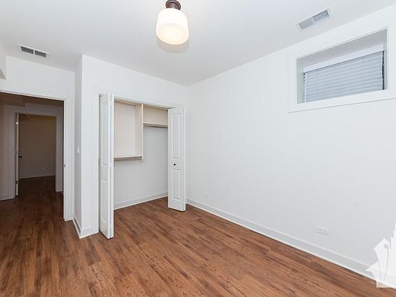 5th image of 233 W Willow St #G