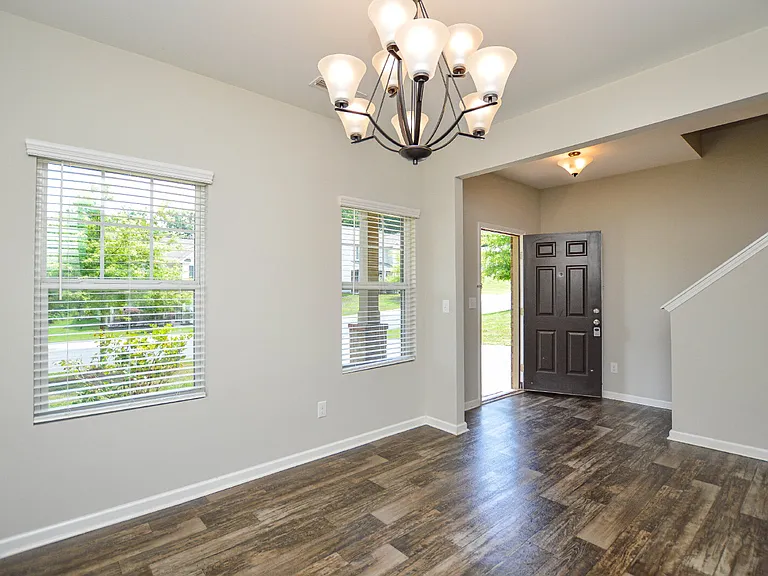 730 Gants Rd — Photo 3