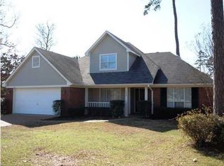 106 Oakbrook Ct, Brandon, MS 39047