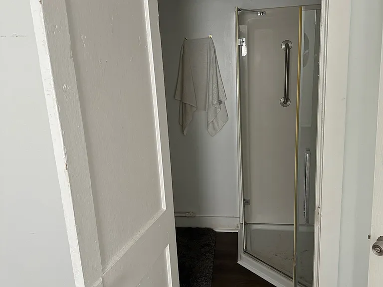 1516 King St — Photo 9