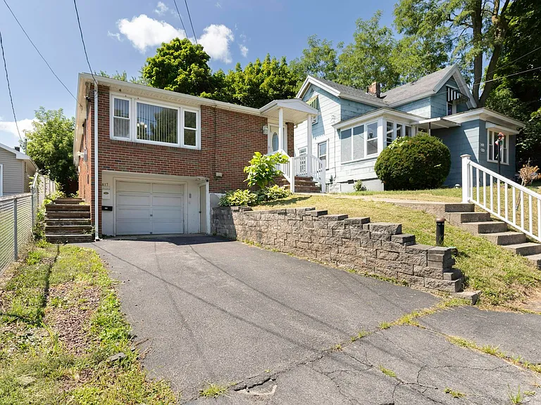 817 Winton St #1 — Photo 28