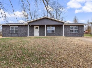 907 Glencoe Dr, Park Hills, MO 63601