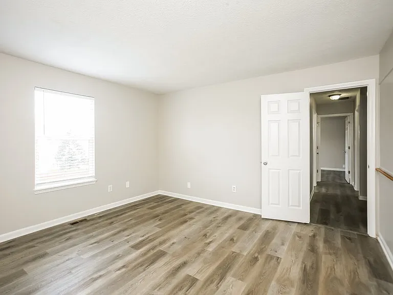 6629 Crestwell Ln — Photo 15