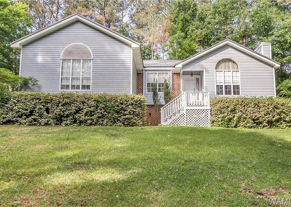 1st image of 13740 Apple Ln