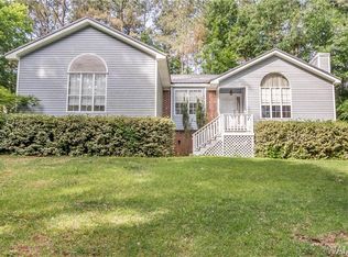13740 Apple Ln, Northport, AL 35475