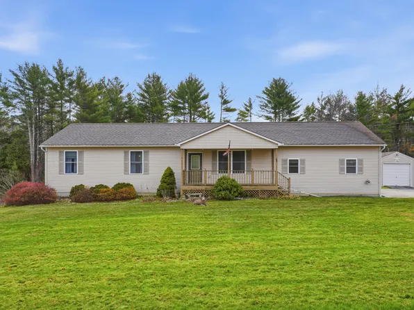 29 Kelliher Street, Glenburn, ME 04401