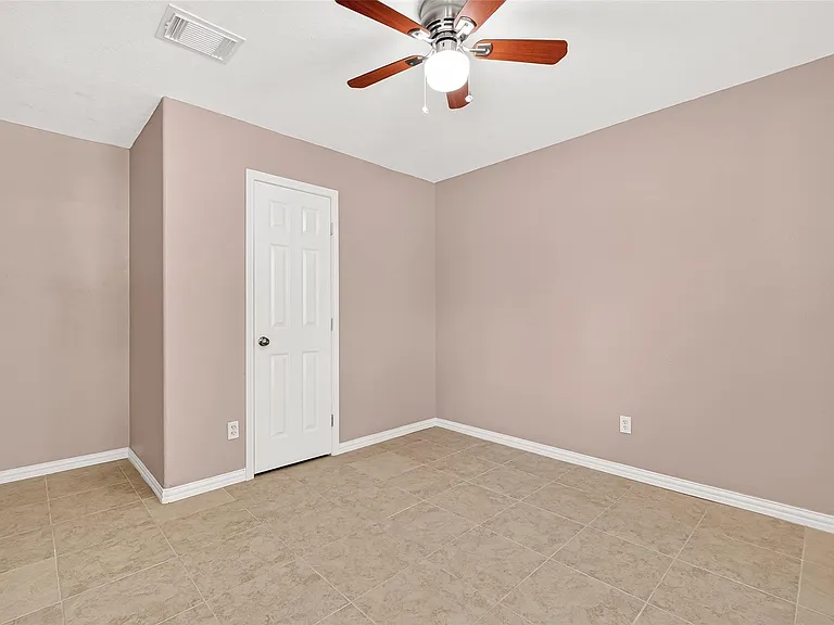 7403 Shady Vale Ln — Photo 34