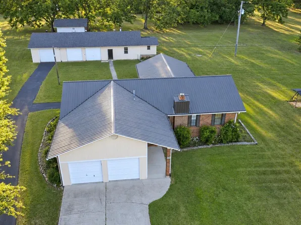 616 Brown Chapel Rd, Rainsville, AL 35986