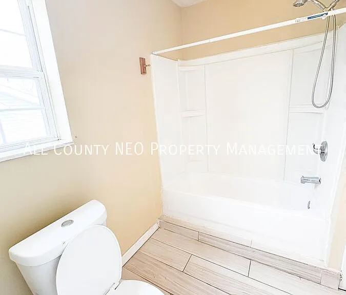 4116 Denison Ave #UP — Photo 6