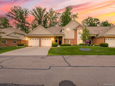 3695 Eagle Creek Dr, Shelby Township, MI, 48317