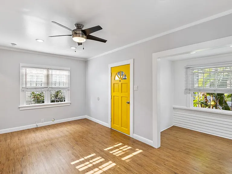 1453 W 37th Dr #1453 — Photo 3