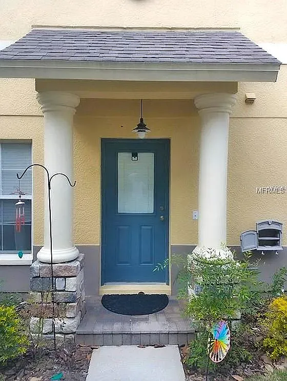 3 bed, 2.5 bath, 1408 sqft, $1,925 — Photo 2