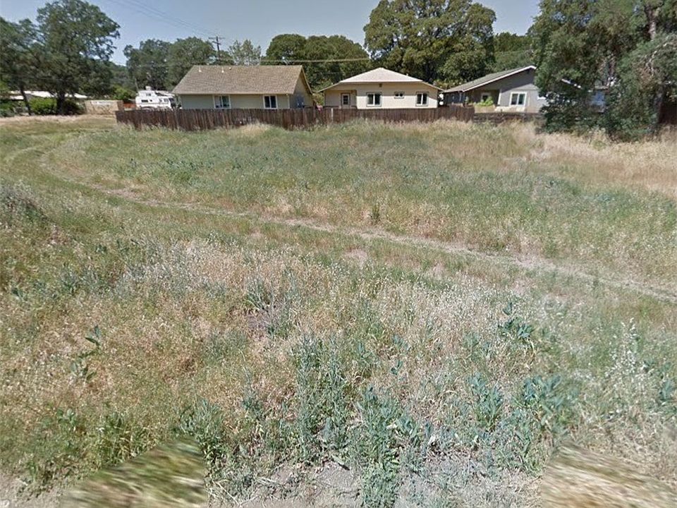 1st image of 3357 Brown St