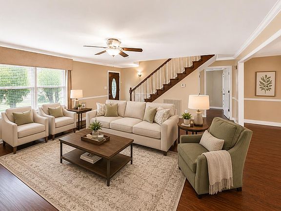 2nd image of 108 Oak Dr