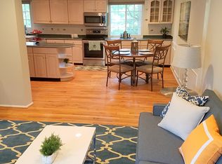 992 Oak Grove Rd, Birmingham, AL 35209