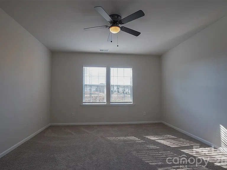 1406 Caracara Ct — Photo 10