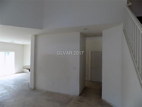 5th image of 5945 Buckwood Mote St