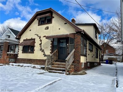 907 Rondel Rd, Cleveland, OH, 44110