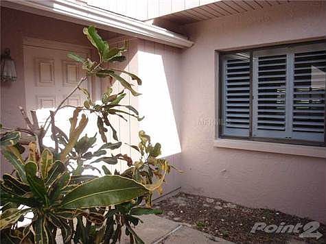 4th image of 450 Lakeview Dr APT 13