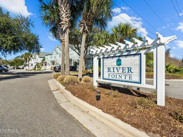 115 River Gate Ln #1, Wilmington, NC 28412