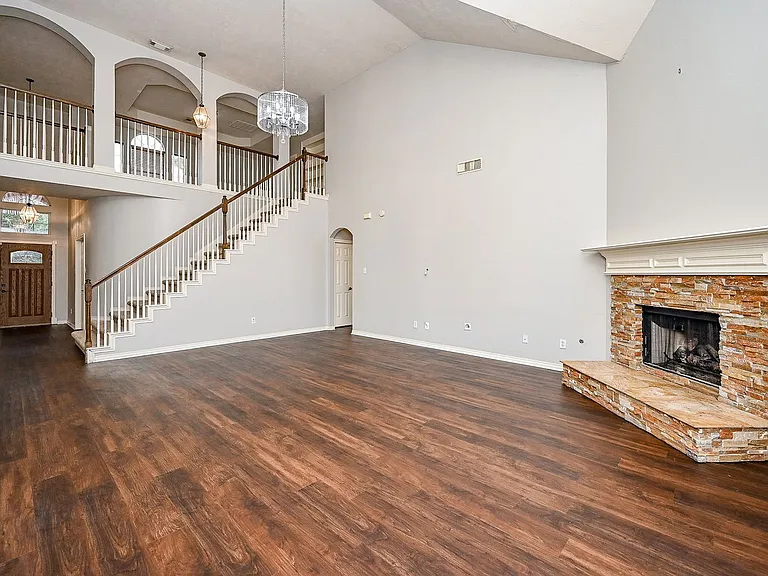 8135 Cove Timbers Ln — Photo 7