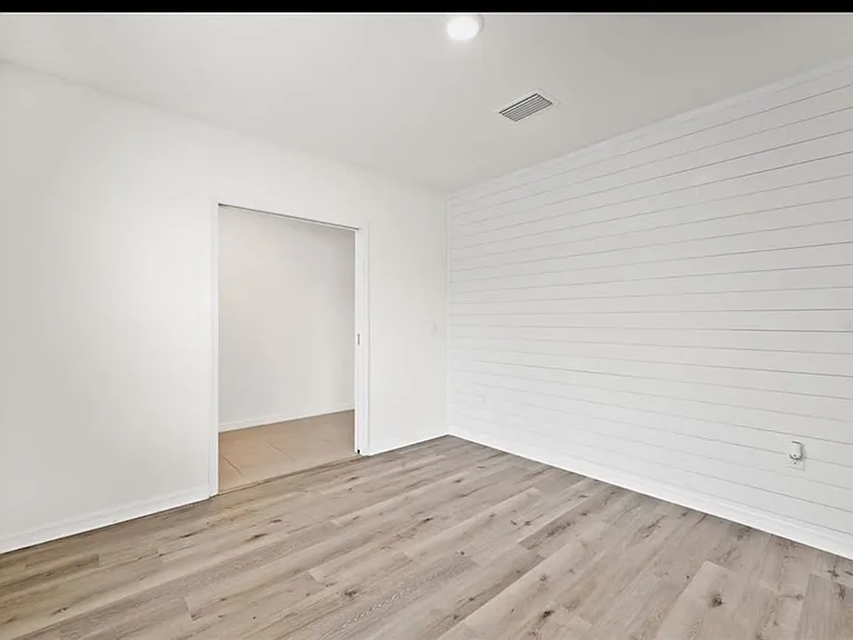 8107 Bilston Village Ln — Photo 6