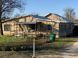 505 E Dempsey St, Bryson, TX 76427