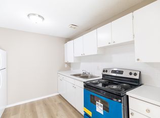 Glenbow Manor, Calgary, AB T3B 2M4