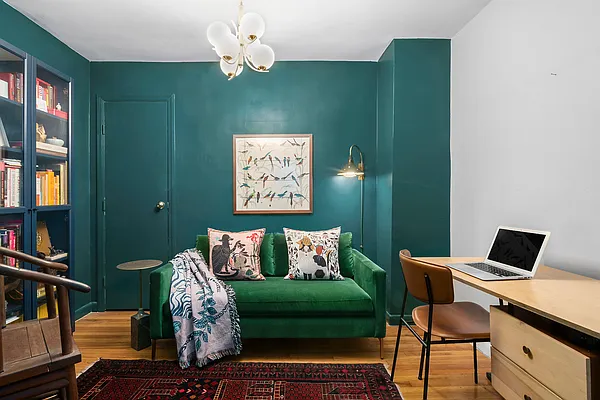 Sold by Compass | media 2