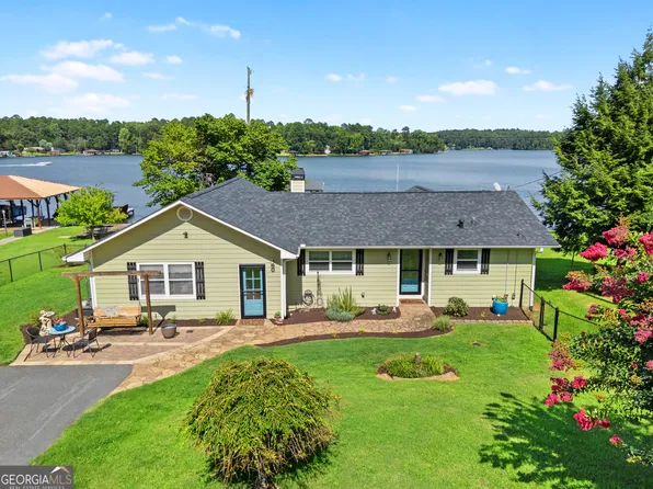 276 Roberts Point Rd, Jackson, GA 30233