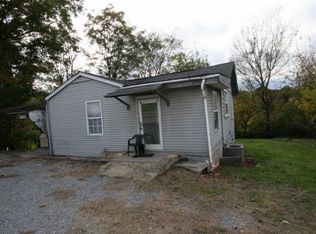 4017 Airport Hwy, Louisville, TN 37777