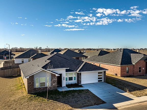 2nd image of 401 Cowboy Ln