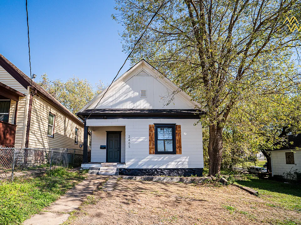 2405 Maxine Williams Dr