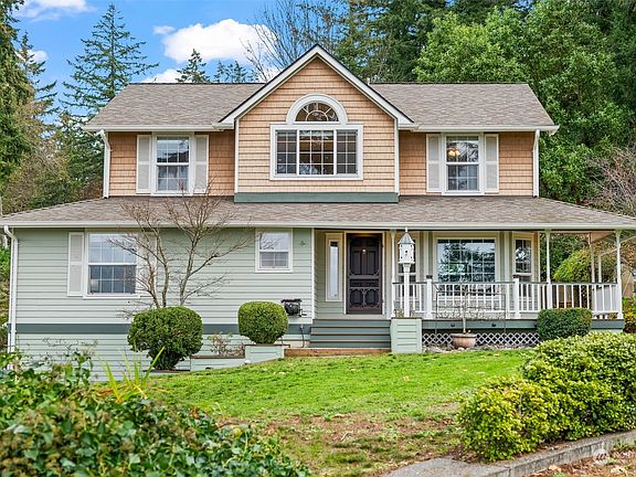 2nd image of 3017 Shawnee Drive NW